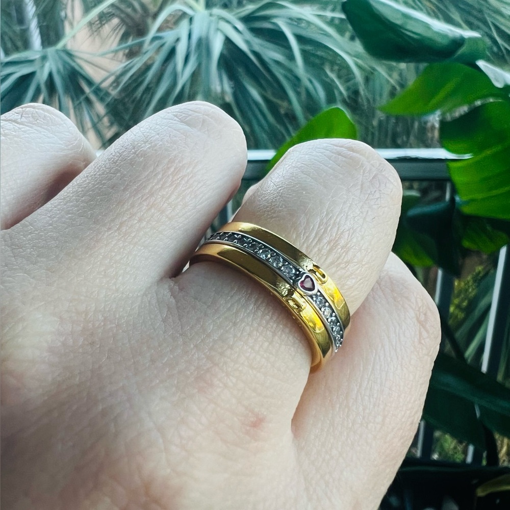 “Love U” Rings Trio in Size 8 - Picture 4 of 8